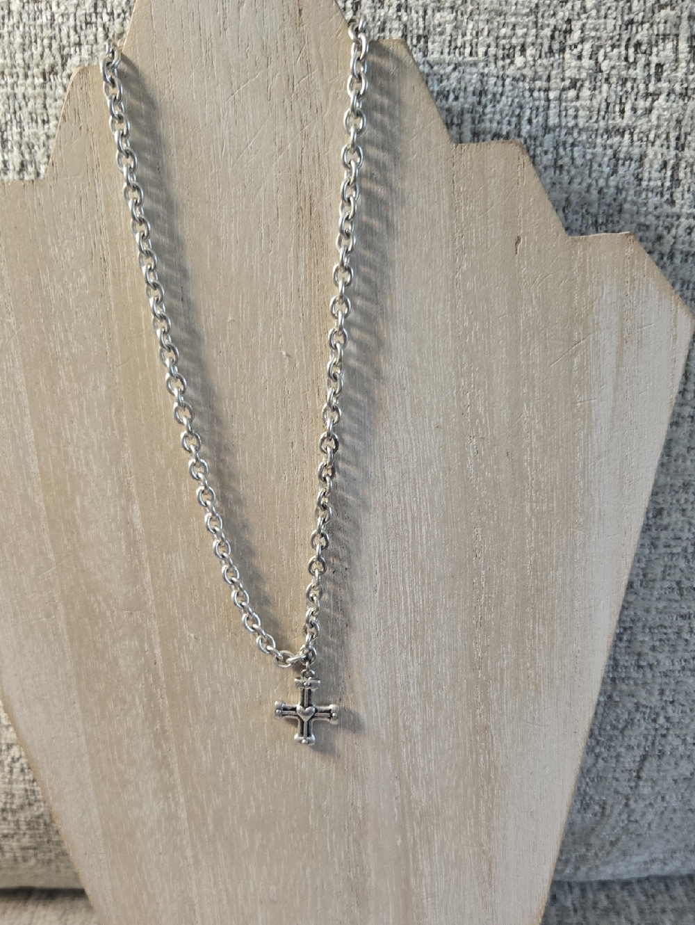 Lucky Brand Silvertone Cross Pendant Necklace 15" Chain